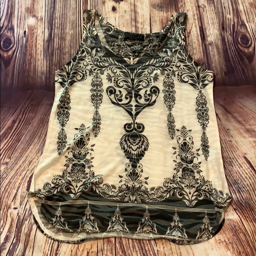 Medium light weight tank